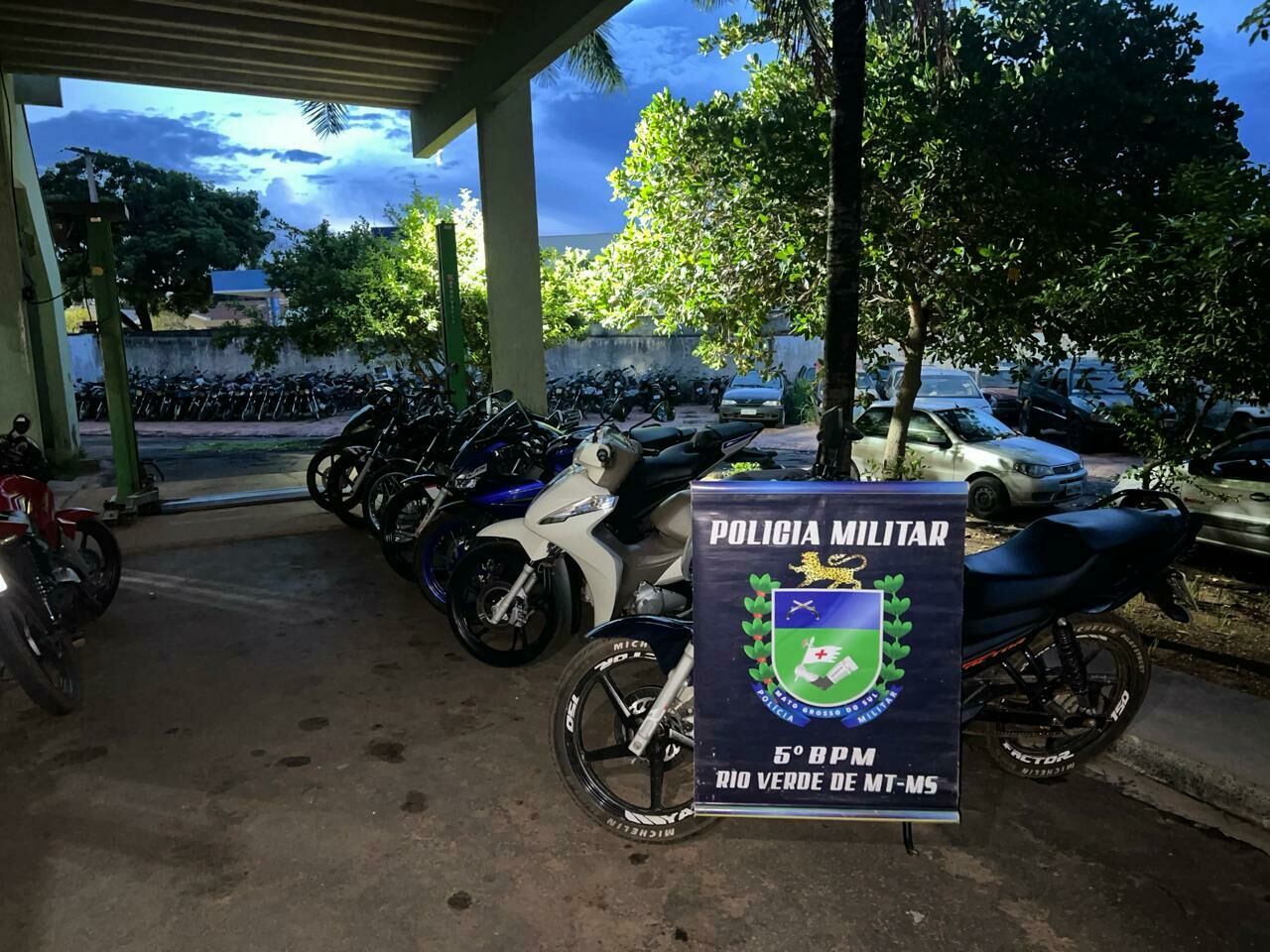 Imagem de compartilhamento para o artigo PM realiza operação Blitz e apreende veículos irregulares em Rio Verde da MS Todo dia